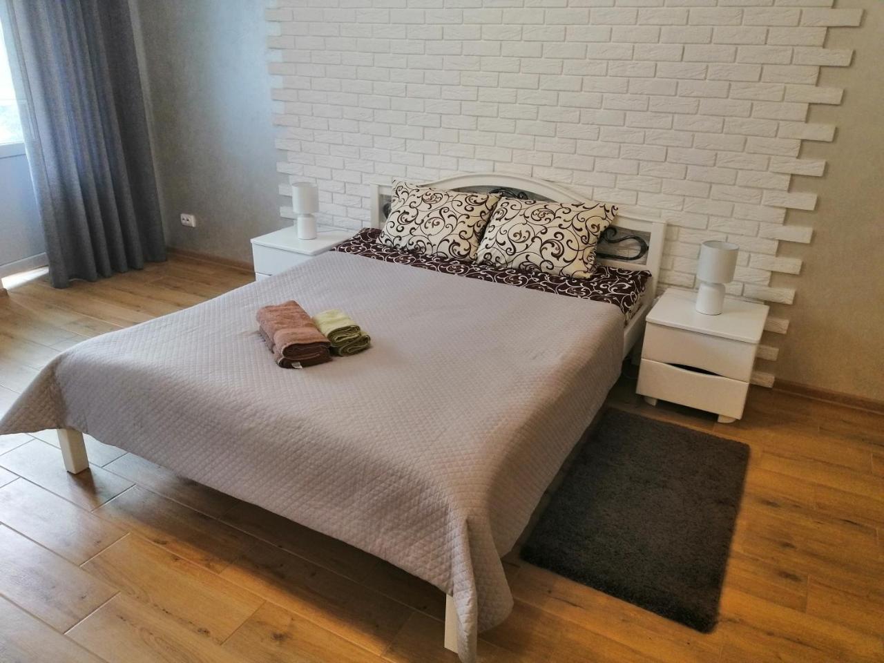 Apartment "Provence" Tjernihiv Exteriör bild